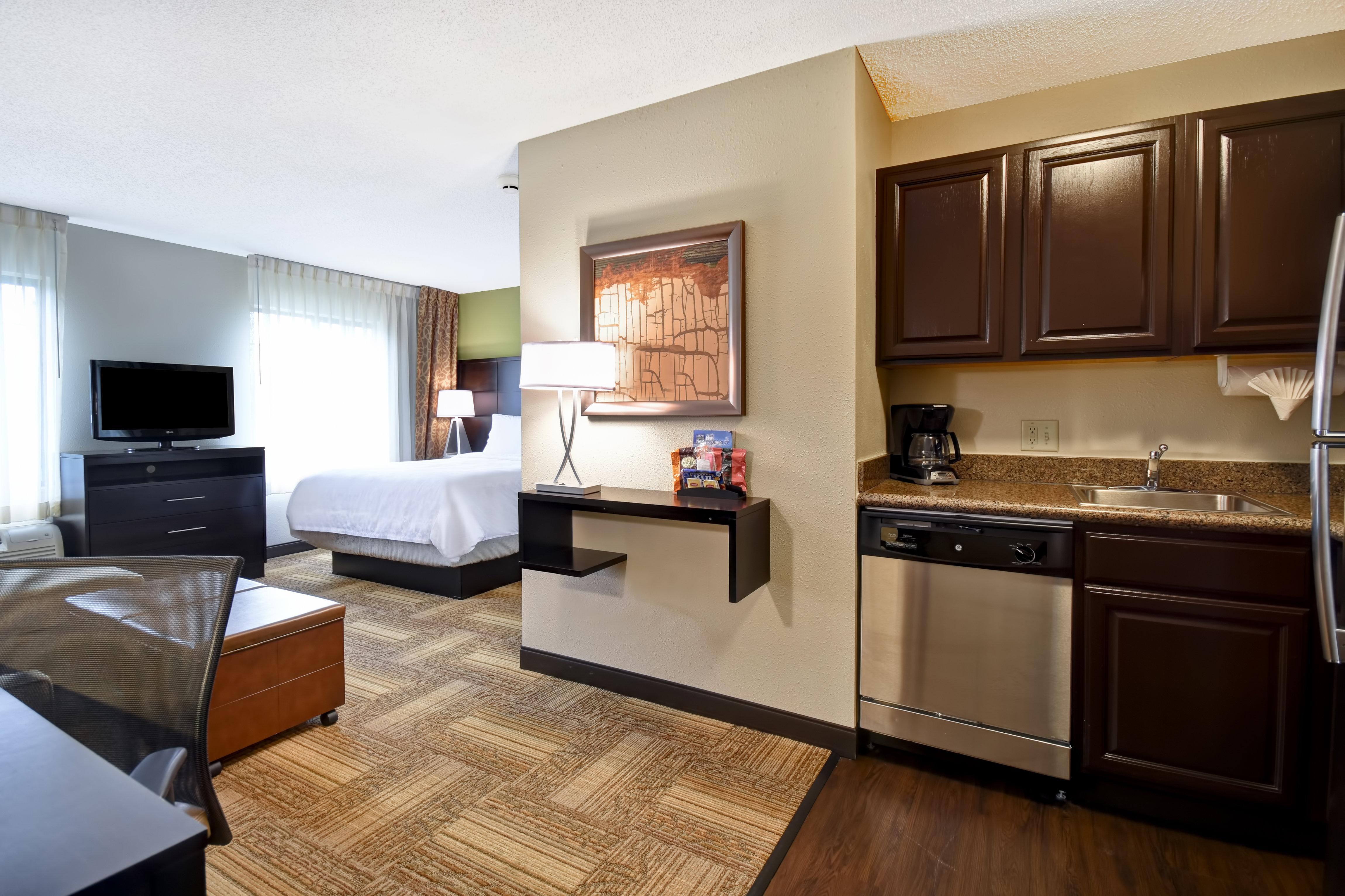 Staybridge Suites Grand Rapids-Kentwood By Ihg Cascade Kültér fotó