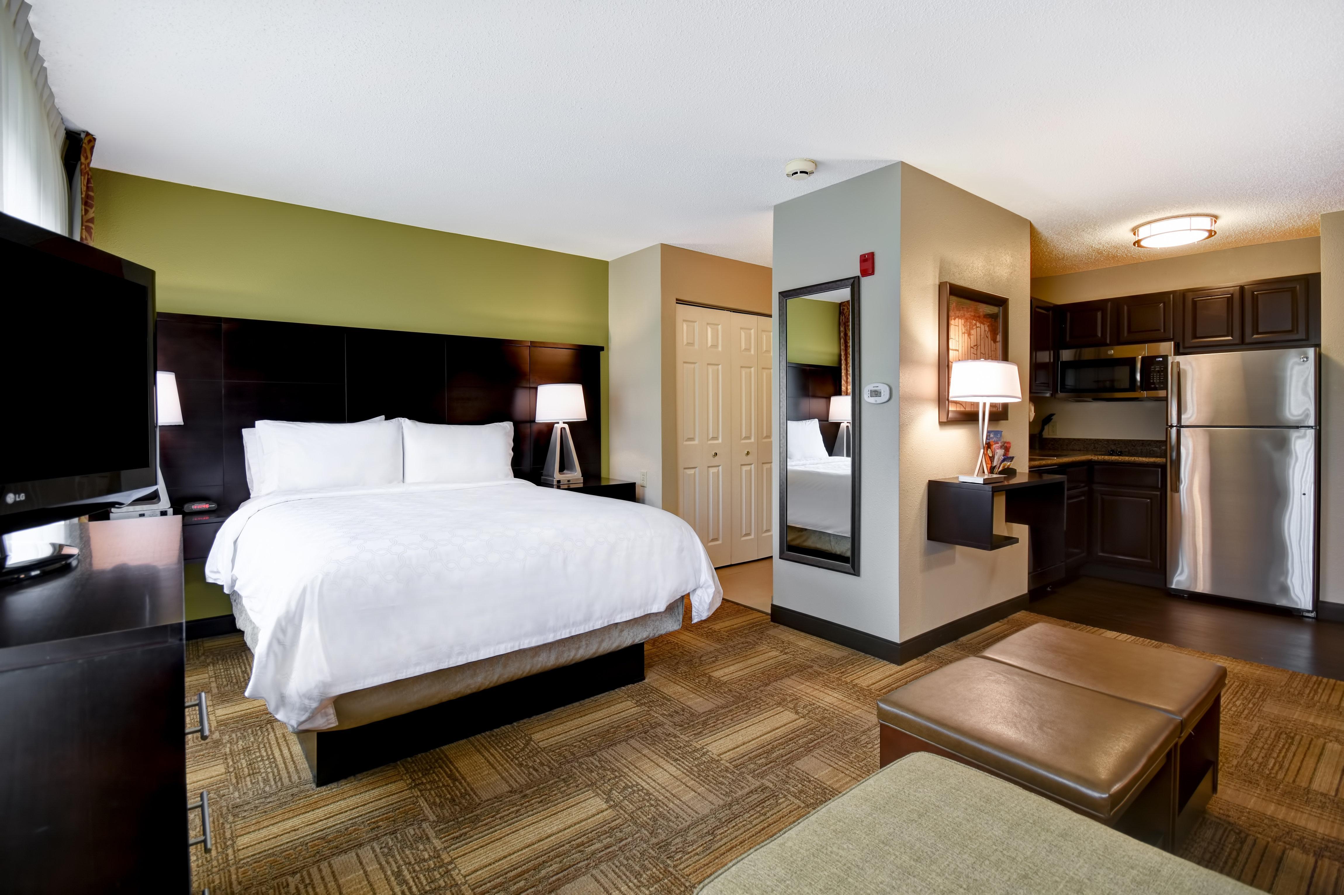 Staybridge Suites Grand Rapids-Kentwood By Ihg Cascade Kültér fotó