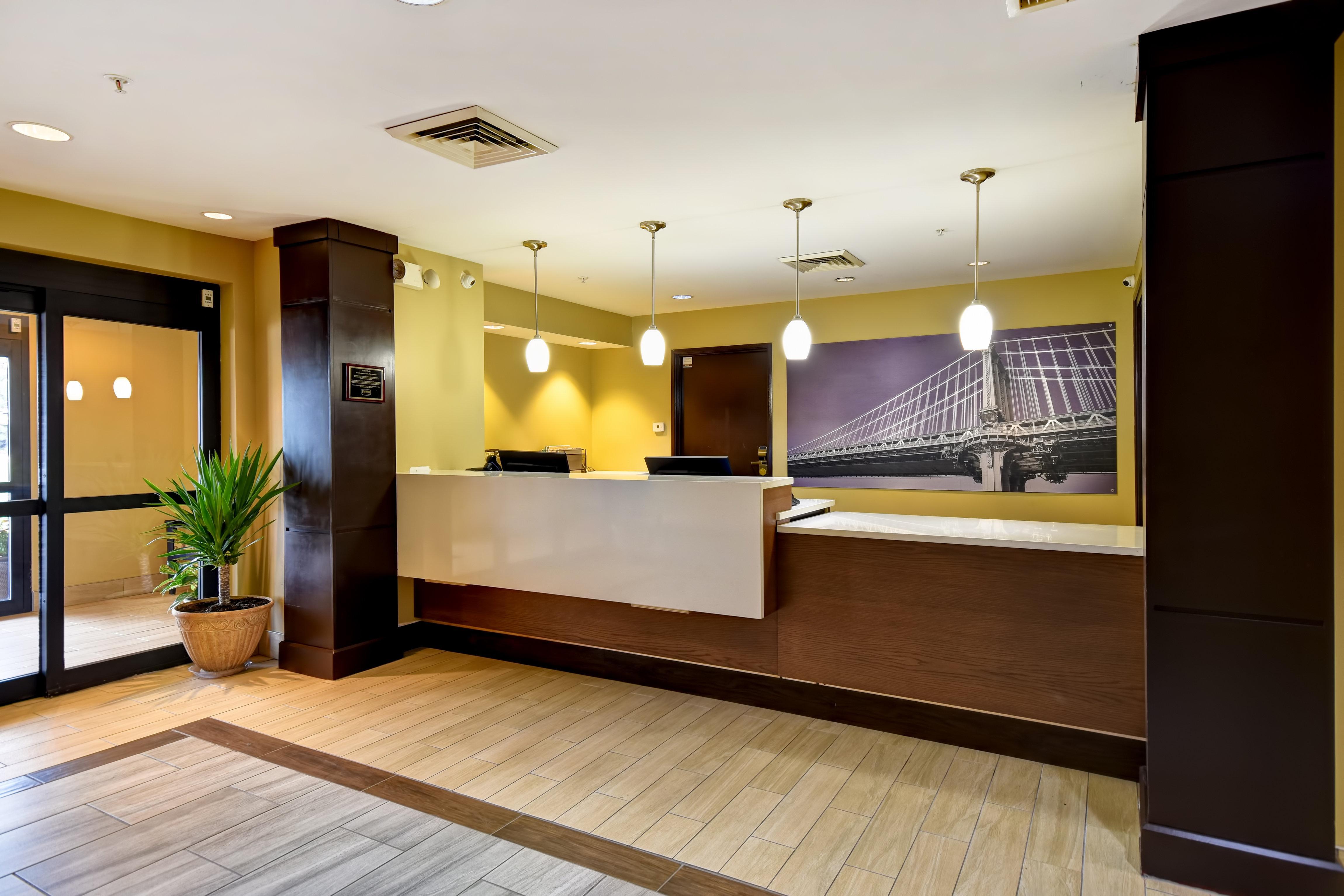 Staybridge Suites Grand Rapids-Kentwood By Ihg Cascade Kültér fotó